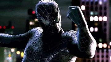 Örümcek Adam 3 Filmindeki Kostüm Açık Artırmada Satışa Çıktı