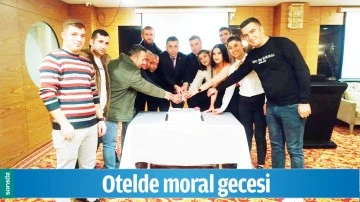 OTELDE MORAL GECESİ