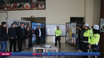 Otob&uuml;s Terminalinde emniyet kemerinin &ouml;nemi anlatıldı