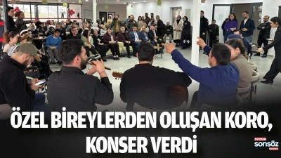 &Ouml;zel bireylerden oluşan koro, konser verdi