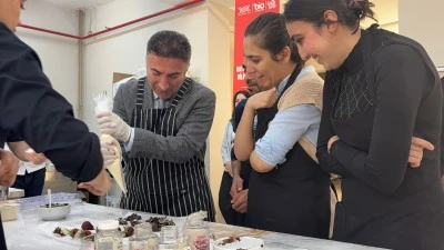 &Ouml;zel bireylere &ccedil;ikolata at&ouml;lyesi