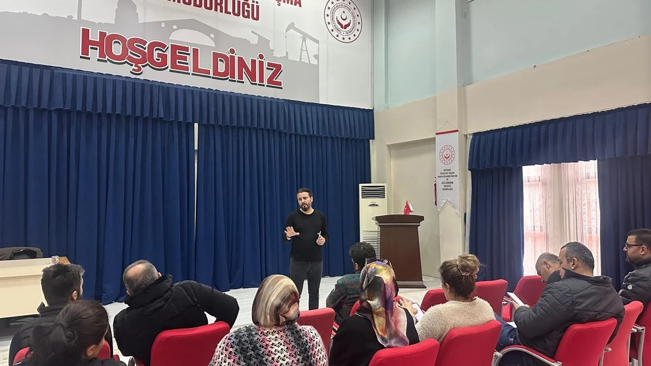 &Ouml;zel bireylere iki uygulama tanıtıldı