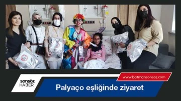 Palya&ccedil;o eşliğinde ziyaret
