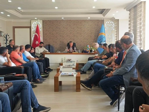 Petrol İş Genel Başkanı, iş&ccedil;ileri dinledi