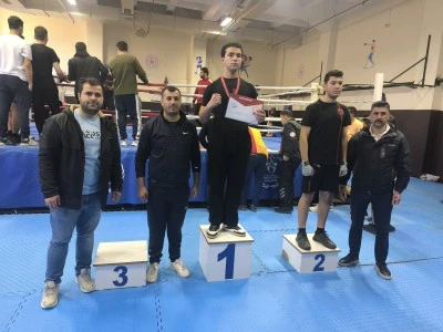 Petrolspor&rsquo;lu tenis&ccedil;iler b&ouml;lge şampiyonu