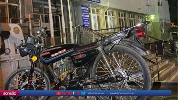 Polisin "dur" ihtarına uymayan motosiklet s&uuml;r&uuml;c&uuml;s&uuml; yakalandı