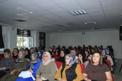 "En İyi Narkotik Polisi Anne" semineri d&uuml;zenlendi