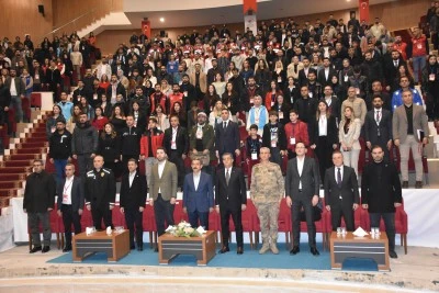 "Gen&ccedil;lik Politika Belgesi Vizyon &Ccedil;alıştayı" d&uuml;zenlendi
