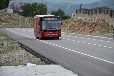 "Gezici K&uuml;t&uuml;phane" bir yılda 60 k&ouml;ydeki &ouml;ğrencilerin kitapla buluşmasını sağladı
