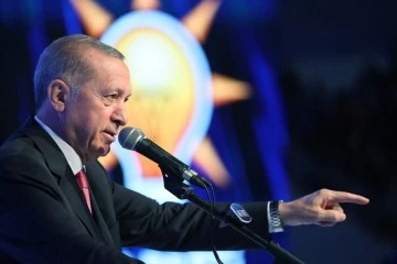 "Kamuda m&uuml;lakatı kaldırıyoruz"
