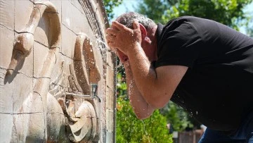 "Sıcak hava &ccedil;arpması" kalp ve beyinde hasar bırakabiliyor