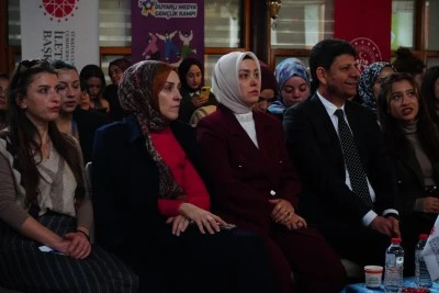"Yapay Zeka &Ccedil;ağında Habercilik" kampı devam ediyor
