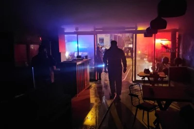 Restoranda &ccedil;ıkan yangın s&ouml;nd&uuml;r&uuml;ld&uuml;