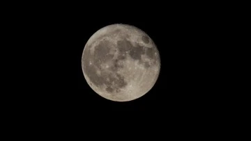 Rus uzay aracı Luna-25 Ay’ın yüzeyine çarptı