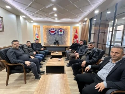 Saadet&rsquo;li Başkan, Eğitim Bir Sen&rsquo;le g&ouml;r&uuml;şt&uuml;