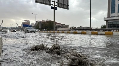 Sağanak etkili oldu