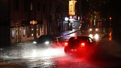 Sağanak hayatı olumsuz etkiledi
