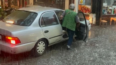 Sağanak hayatı olumsuz etkiliyor