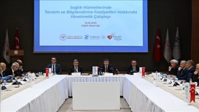 Sağlık hizmetlerinde tanıtım ve bilgilendirmeye y&ouml;nelik &ccedil;alıştay d&uuml;zenlendi