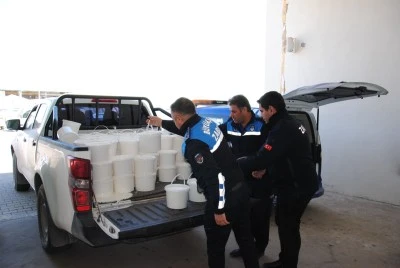 Sağlıksız koşullarda &uuml;retilen 500 kilogram yoğurt ele ge&ccedil;irildi