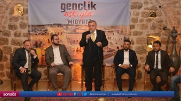 Şahin gen&ccedil;lerle bir araya geldi