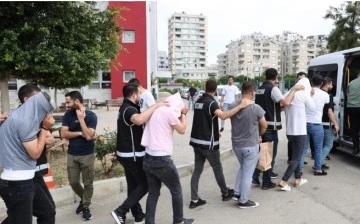  Sahte altın imalatı 9 zanlıdan 4'&uuml; tutuklandı