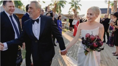 Sanat&ccedil;ı Yavuz Bing&ouml;l ile Nilşah Ağaoğlu evlendi
