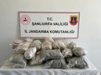 Şanlıurfa'da 26 kilo 400 gram esrar ele ge&ccedil;irildi