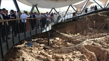 Şanlıurfa'da Bakan Tun&ccedil; G&ouml;beklitepe Kazılarını Ziyaret Etti