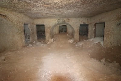 Şanlıurfa'da bulunan kaya mezarı kayıt altına alındı