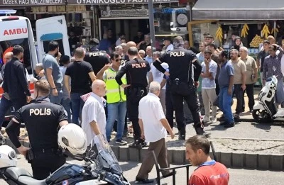 Şanlıurfa'da &ccedil;ıkan silahlı ve bı&ccedil;aklı kavgada 2 kişi yaralandı