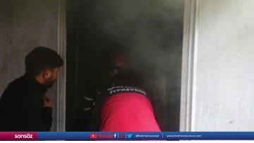 Şanlıurfa&rsquo;da iki katlı evde yangın
