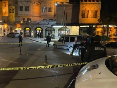 Şanlıurfa'da iş yerine d&uuml;zenlenen silahlı saldırıda 1 kişi ağır yaralandı
