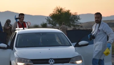 Şanlıurfa'da otomobile d&uuml;zenlenen silahlı saldırıda 1 kişi &ouml;ld&uuml;