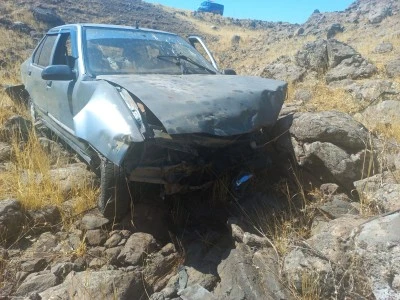 Şanlıurfa'da şarampole devrilen otomobildeki 4 kişi yaralandı