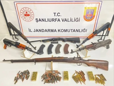 Şanlıurfa'da silah ka&ccedil;ak&ccedil;ılığı operasyonunda 2 zanlı tutuklandı