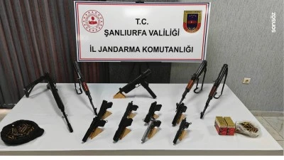 Şanlıurfa'da silah ka&ccedil;ak&ccedil;ılığı operasyonunda 22 ş&uuml;pheli yakalandı