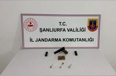 Şanlıurfa'da silah ka&ccedil;ak&ccedil;ılığı operasyonunda 5 ş&uuml;pheli yakalandı