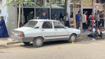 Şanlıurfa'da silahlı ve bı&ccedil;aklı kavgada 3 kişi yaralandı