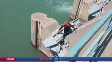 Şanlıurfa'da sulama kanalına giren &ccedil;ocuk akıntıya kapıldı