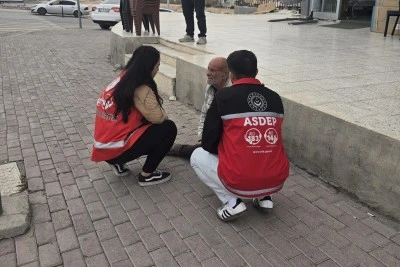 Şanlıurfa Valiliğinden bakıma muhta&ccedil; yaşlı adama destek