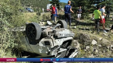 Şarampole devrilen otomobildeki 6 kişi yaralandı