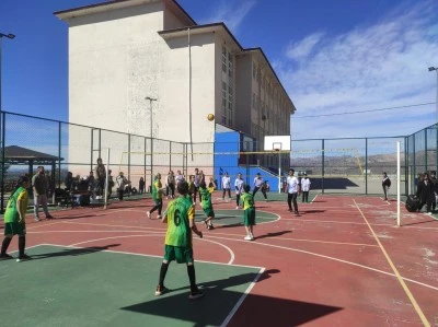 Sason'da voleybol turnuvası d&uuml;zenlendi