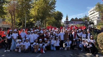Sasonlu &ouml;ğrenciler, kitap fuarını gezdi