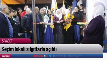 Se&ccedil;im lokali zılgıtlarla a&ccedil;ıldı