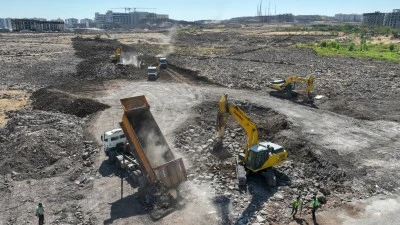 Şehir Hastanesi&rsquo;ne ulaşımı kolaylaştıracak yeni yollar a&ccedil;ılıyor