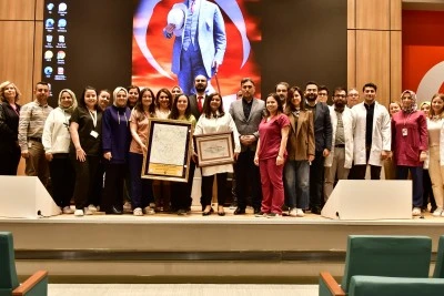 Şehir Hastanesi "anne dostu" ve "bebek dostu" unvanlarını aldı