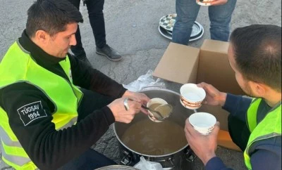 Şehitler i&ccedil;in lokum dağıtıldı