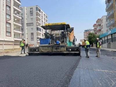 Şehitlik Caddesi asfalt ile yenileniyor