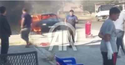 Seyir halindeki otomobil yandı